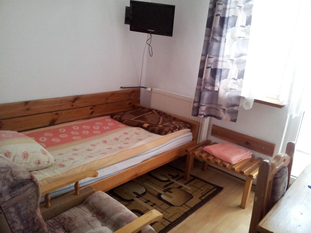 Hotel Staropolski ستشيلتسي كراجينسكي الغرفة الصورة